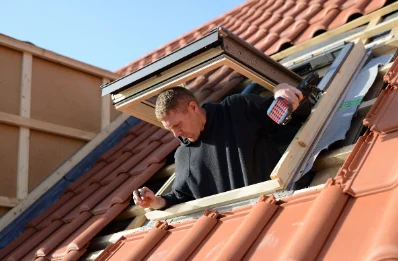 Pose de fenêtres de toit Velux à Laféline